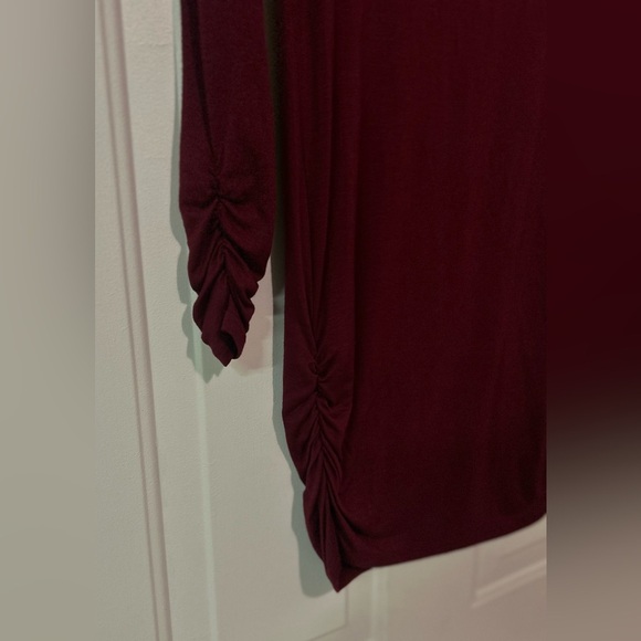 Vanilla‎ Bay Women's Long Sleeve Ruched Top, Burgundy, Small - Picture 3 of 9